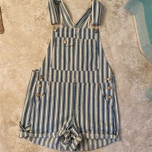 AE || White and Blue Bibs